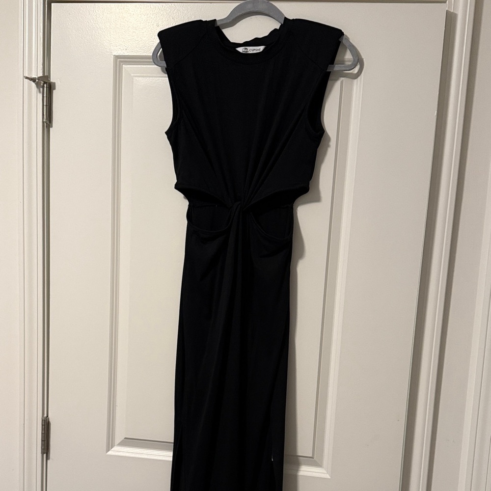 Cupshe Black Sleeveless Maxi Dress